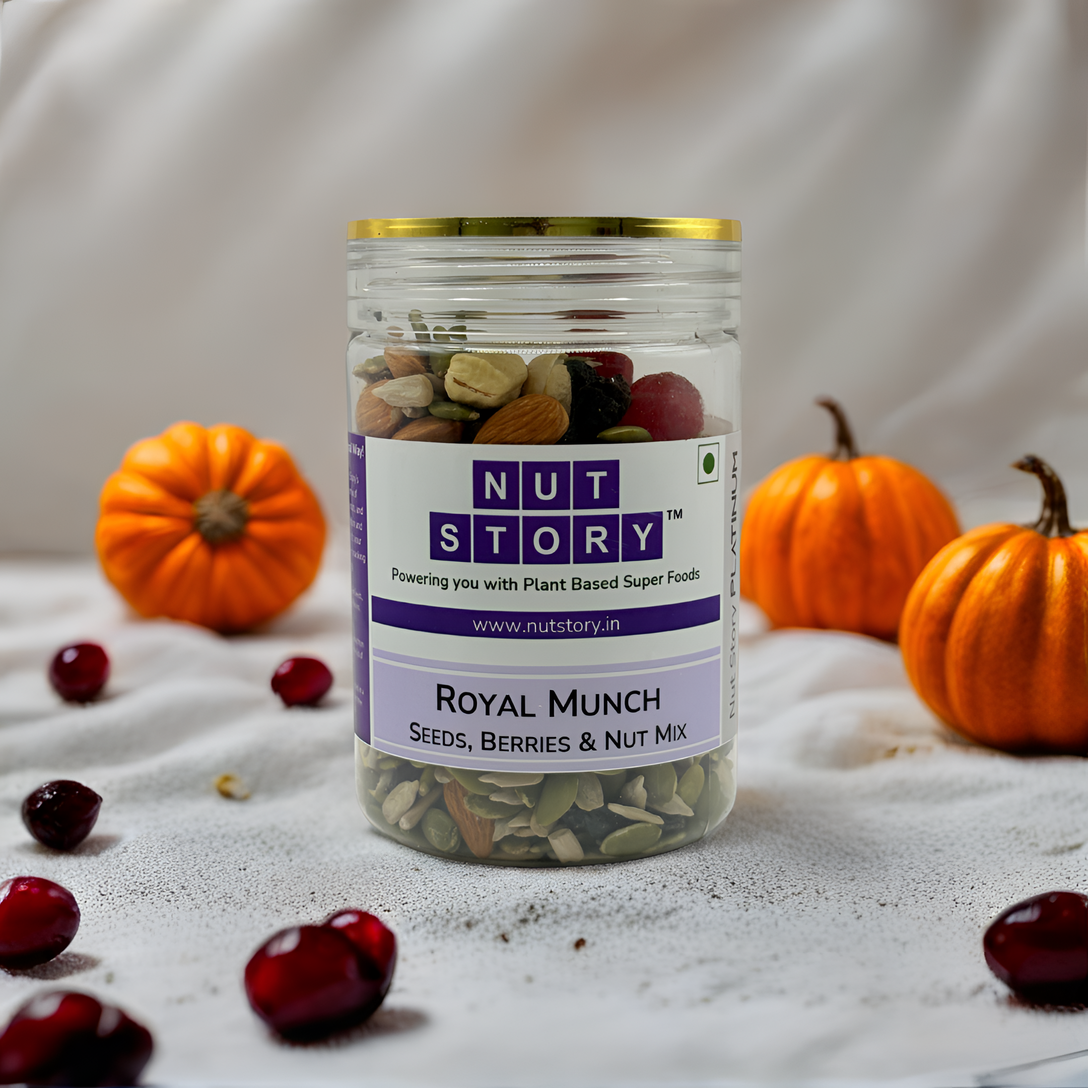 Nut Story Royal Munch Platinum trail mix jar — sunflower seeds, pumpkin seeds, almonds, cashews, raisins and dried cherries